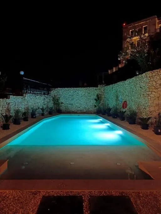 Villa Vera With Private Pool Near Valletta Pieta